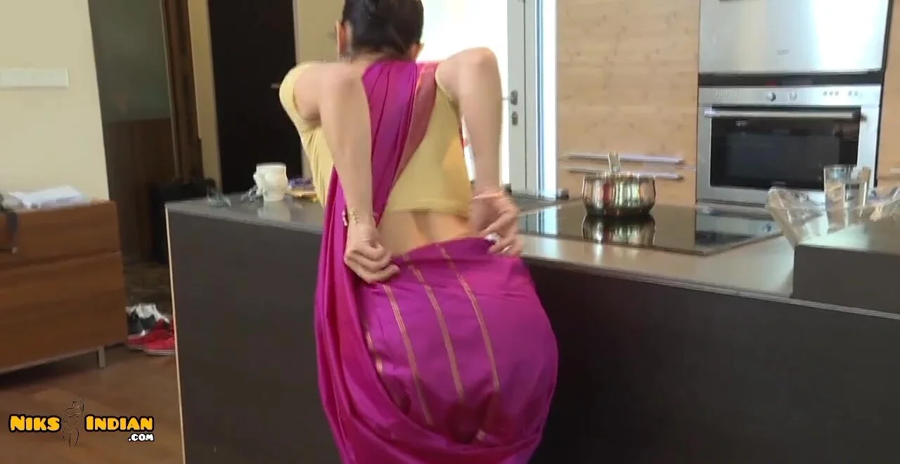 indian maidporn - my mom naked at home ebony rico strong